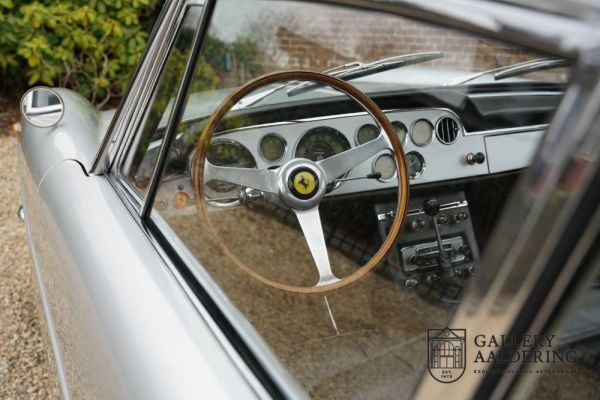 Ferrari 250 GT 2+2 1964 19319