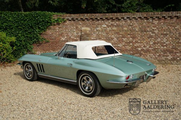 Chevrolet Corvette Sting Ray Convertible 1966