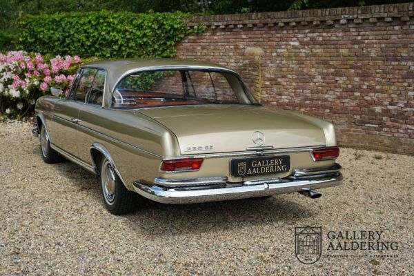 Mercedes-Benz 220 SE b 1963 19598