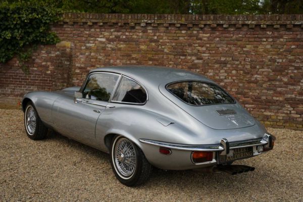 Jaguar E-Type V12 (2+2) 1971 63048