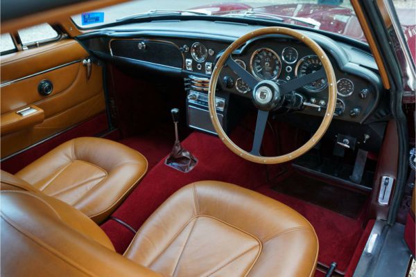 Aston Martin DB 6 Vantage 1966 63616