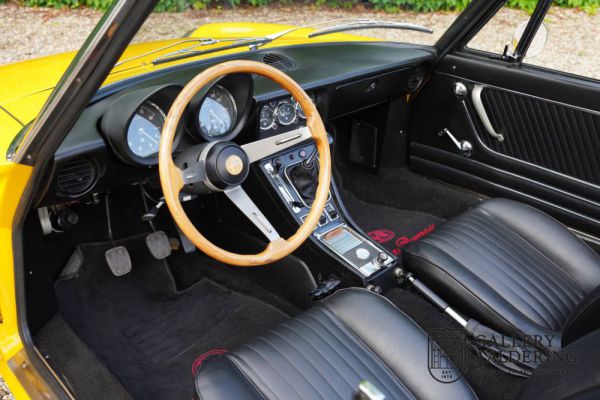 Alfa Romeo 1750 Spider Veloce 1971 64737