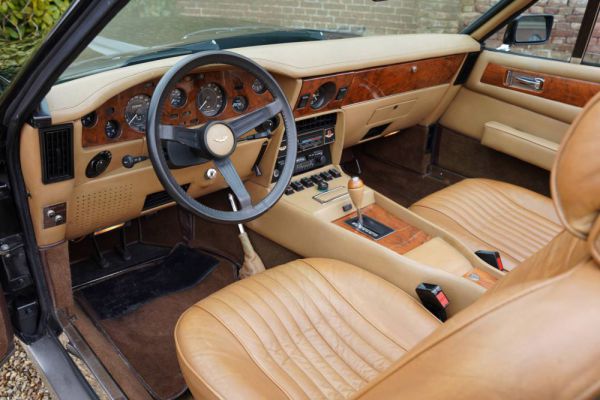 Aston Martin V8 Volante 1982 66010