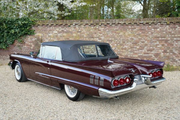 Ford Thunderbird 1960 88208