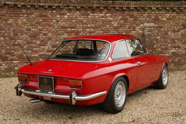 Alfa Romeo 1750 GT Veloce 1971