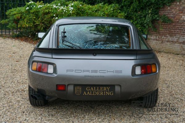 Porsche 928 S 1983 102481