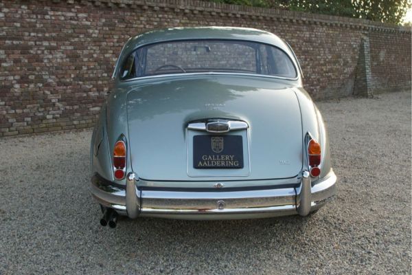 Jaguar Mk II 3.4 1964 106374