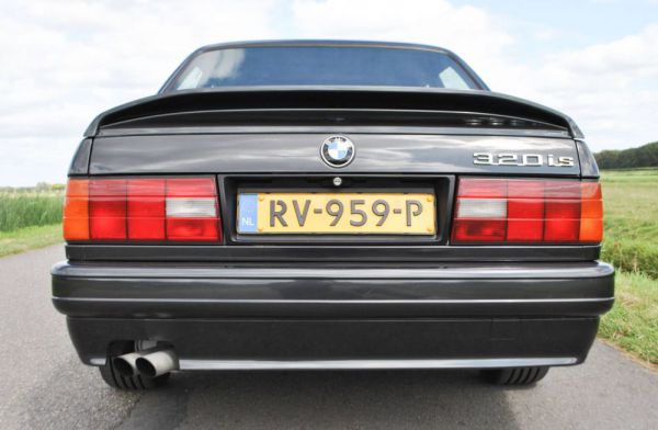 BMW 320is 1989 101463