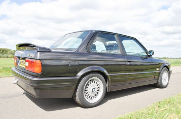 BMW 320is 1989 101465