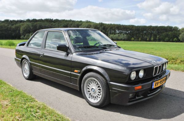 BMW 320is 1989 101466