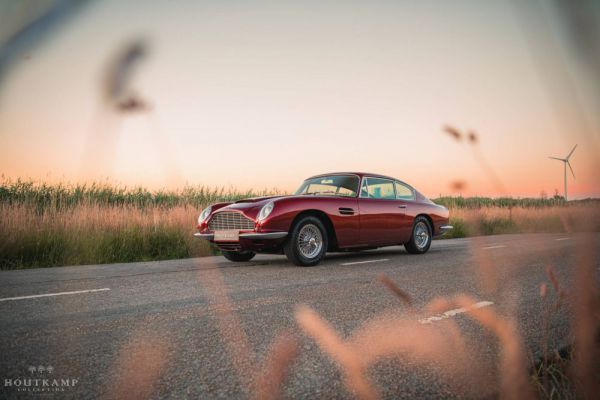 Aston Martin DB 6 1967 28902