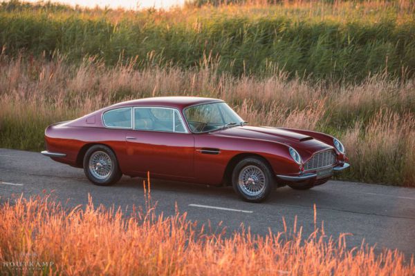 Aston Martin DB 6 1967 28905