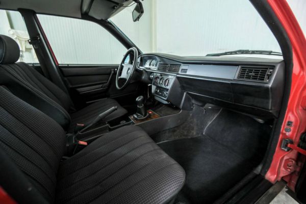 Mercedes-Benz 190 D 1984 26431