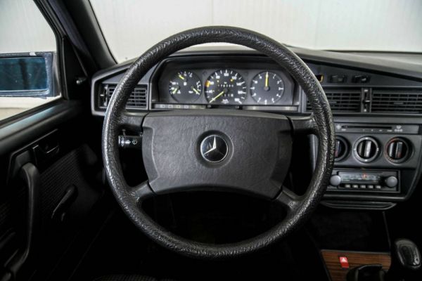 Mercedes-Benz 190 D 1985 26443