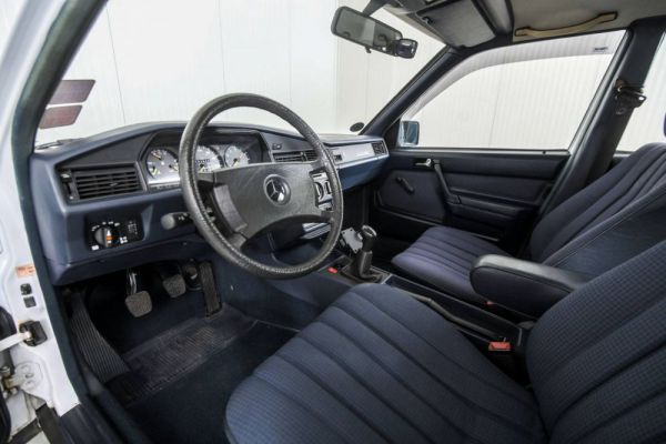 Mercedes-Benz 190 D 1986 26463