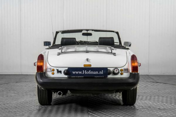 MG MGB 1977 26551