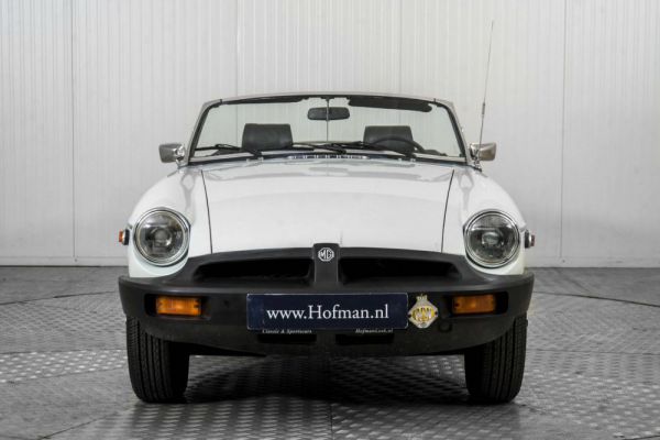 MG MGB 1977 26552