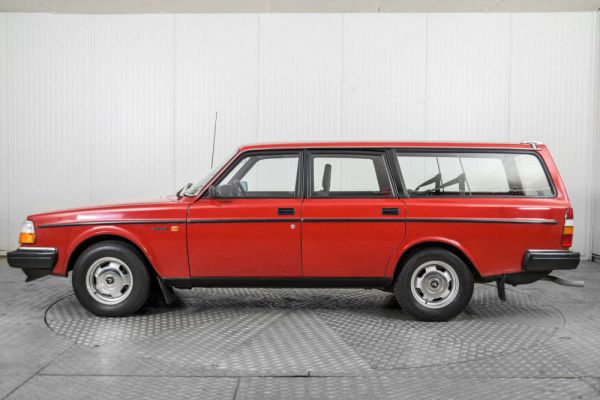 Volvo 240 1983 26607