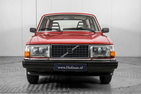 Volvo 240 1983 26612