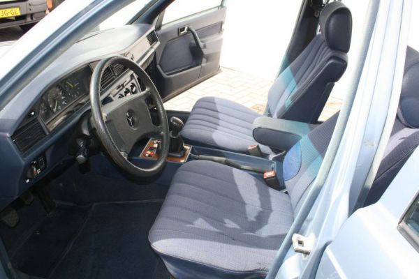 Mercedes-Benz 190 D 2.5 1986 26665