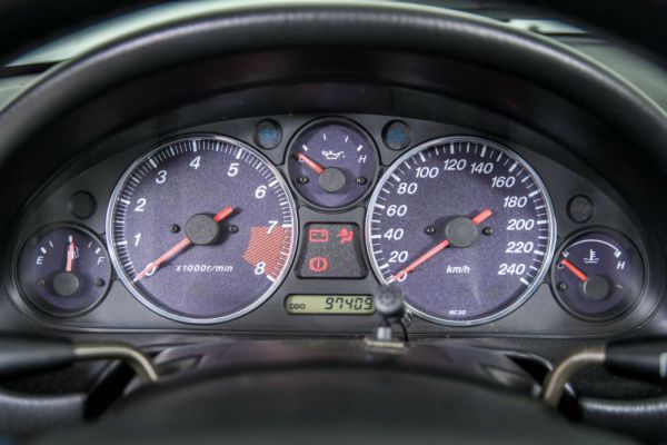 Mazda MX-5 1.8 1999 26757