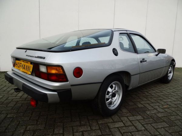 Porsche 924 1978 26835