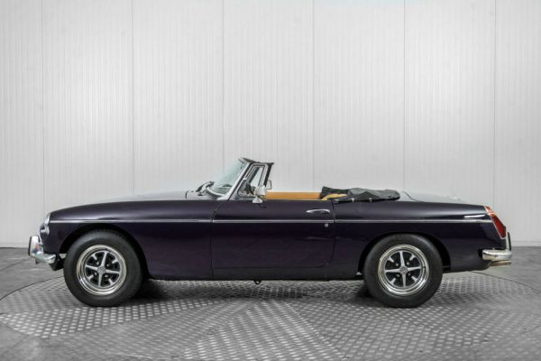 MG MGB 1973 26858