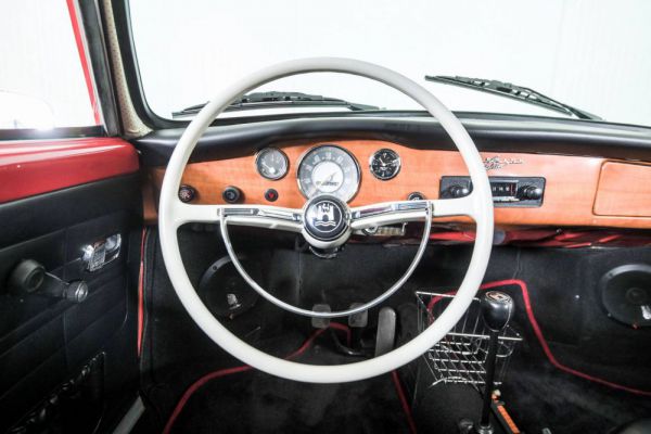 Volkswagen Karmann Ghia 1600 1970 27093