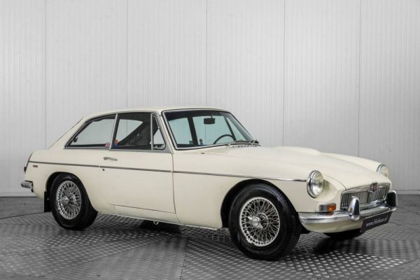 MG MGB GT 1966 27150