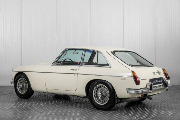 MG MGB GT 1966 27151