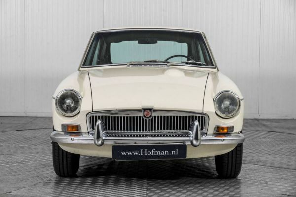 MG MGB GT 1966 27159