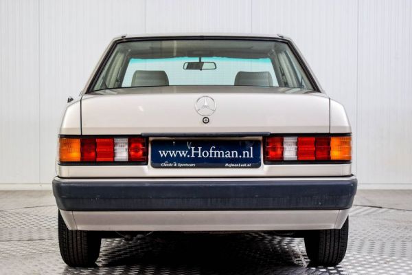 Mercedes-Benz 190 D 2.5 Turbo 1989 27395