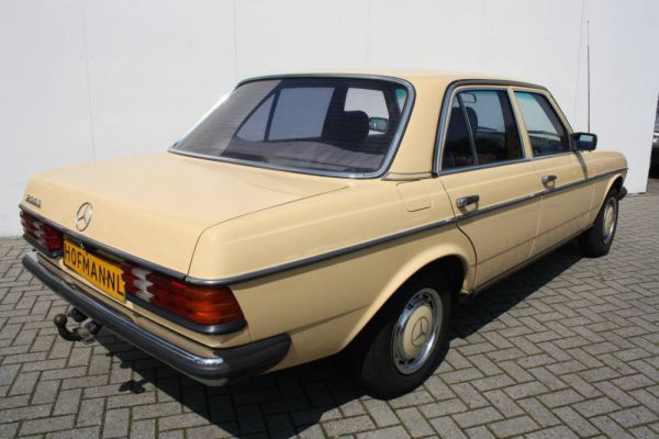 Mercedes-Benz 200 D 1981