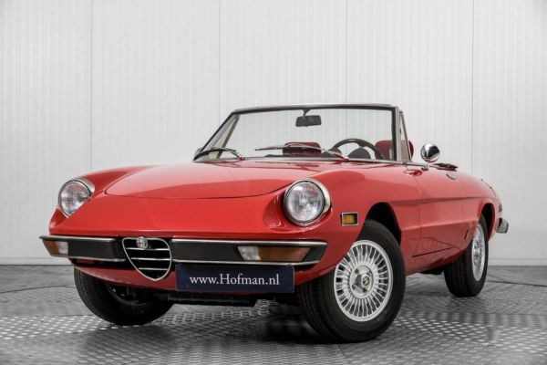 Alfa Romeo Spider Veloce 2000 1979 27544