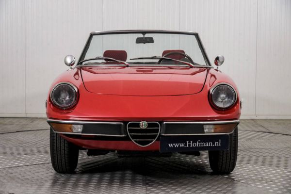 Alfa Romeo Spider Veloce 2000 1979 27551