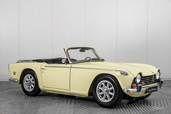 Triumph TR 250 1968 27576