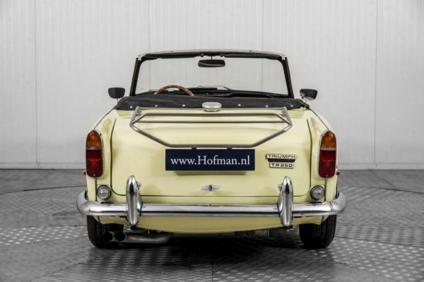 Triumph TR 250 1968 27584