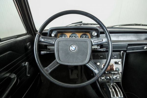 BMW 2002 1974 27658