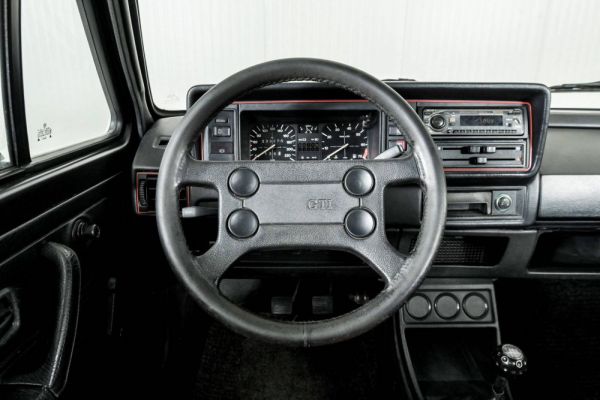 Volkswagen Golf Mk I GTI Pirelli 1.8 1983