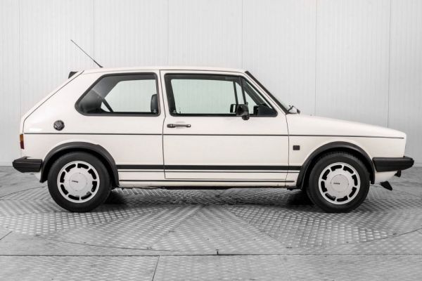 Volkswagen Golf Mk I GTI Pirelli 1.8 1983 27743