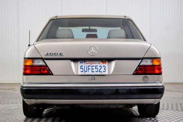 Mercedes-Benz 400 E 1992 28144