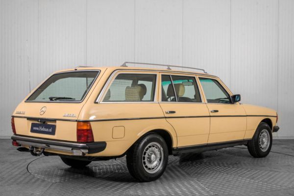 Mercedes-Benz 300 TD Turbodiesel 1980