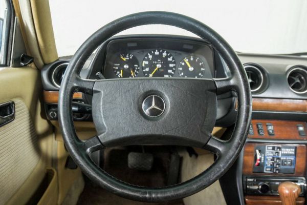 Mercedes-Benz 300 TD Turbodiesel 1980 28160