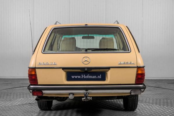 Mercedes-Benz 300 TD Turbodiesel 1980 28169