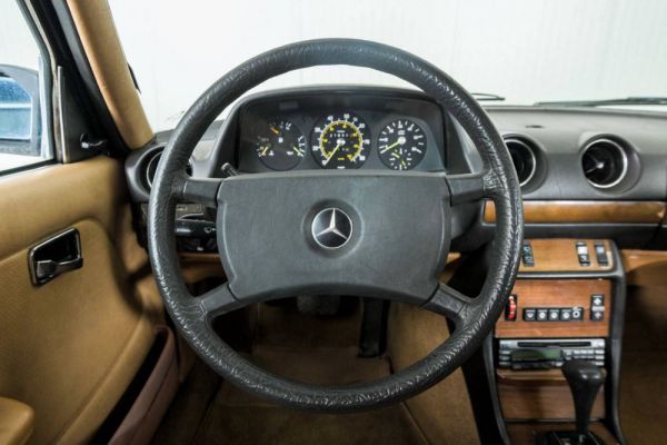 Mercedes-Benz 300 D Turbodiesel 1982 28173