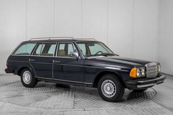 Mercedes-Benz 300 D Turbodiesel 1982 28175