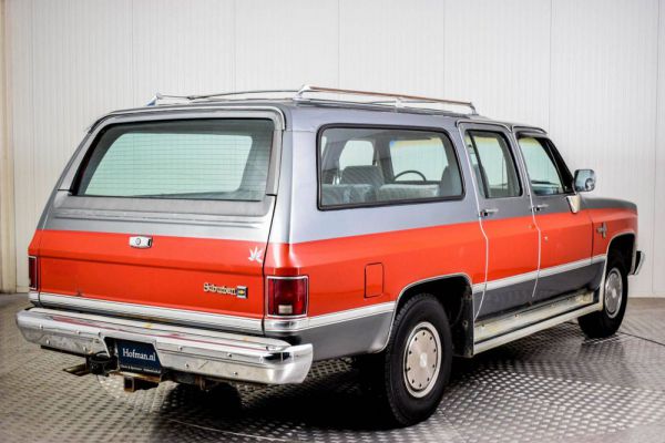 Chevrolet Suburban 1986 28362