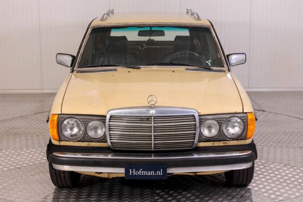 Mercedes-Benz 300 TD 1979 28818