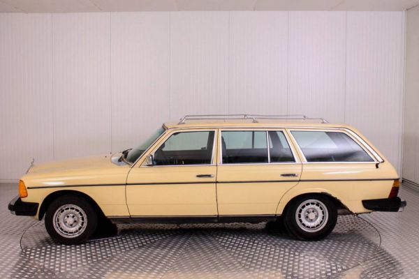 Mercedes-Benz 300 TD 1979 28822