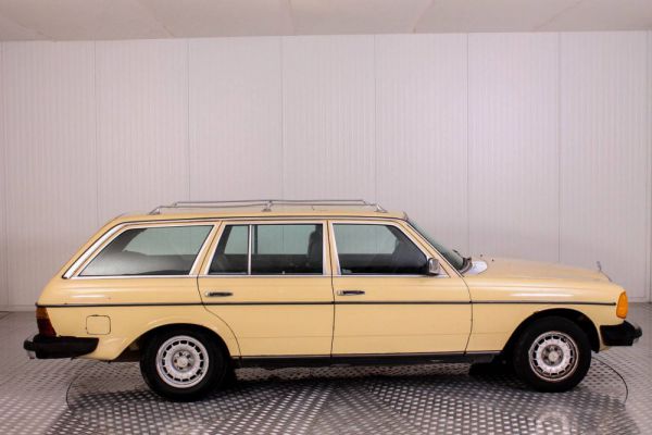 Mercedes-Benz 300 TD 1979 28828